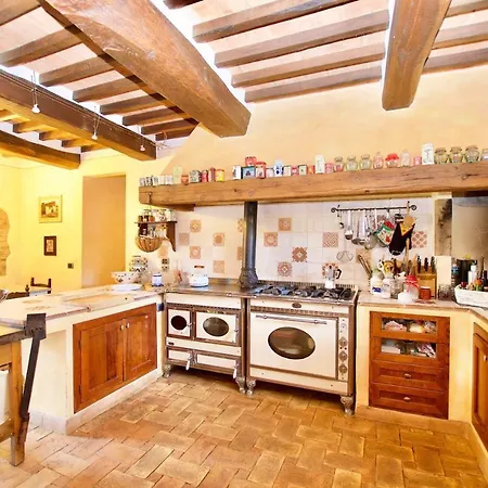 Hotel Borgo Solamore *