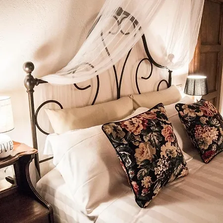 Отель Borgo Solamore