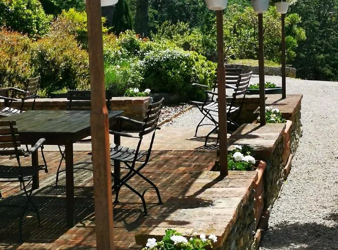 Borgo Solamore Отель Кортона