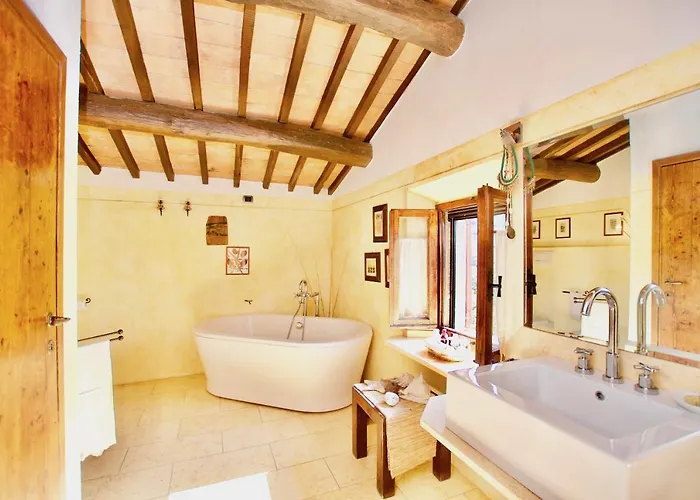 Отель Borgo Solamore *